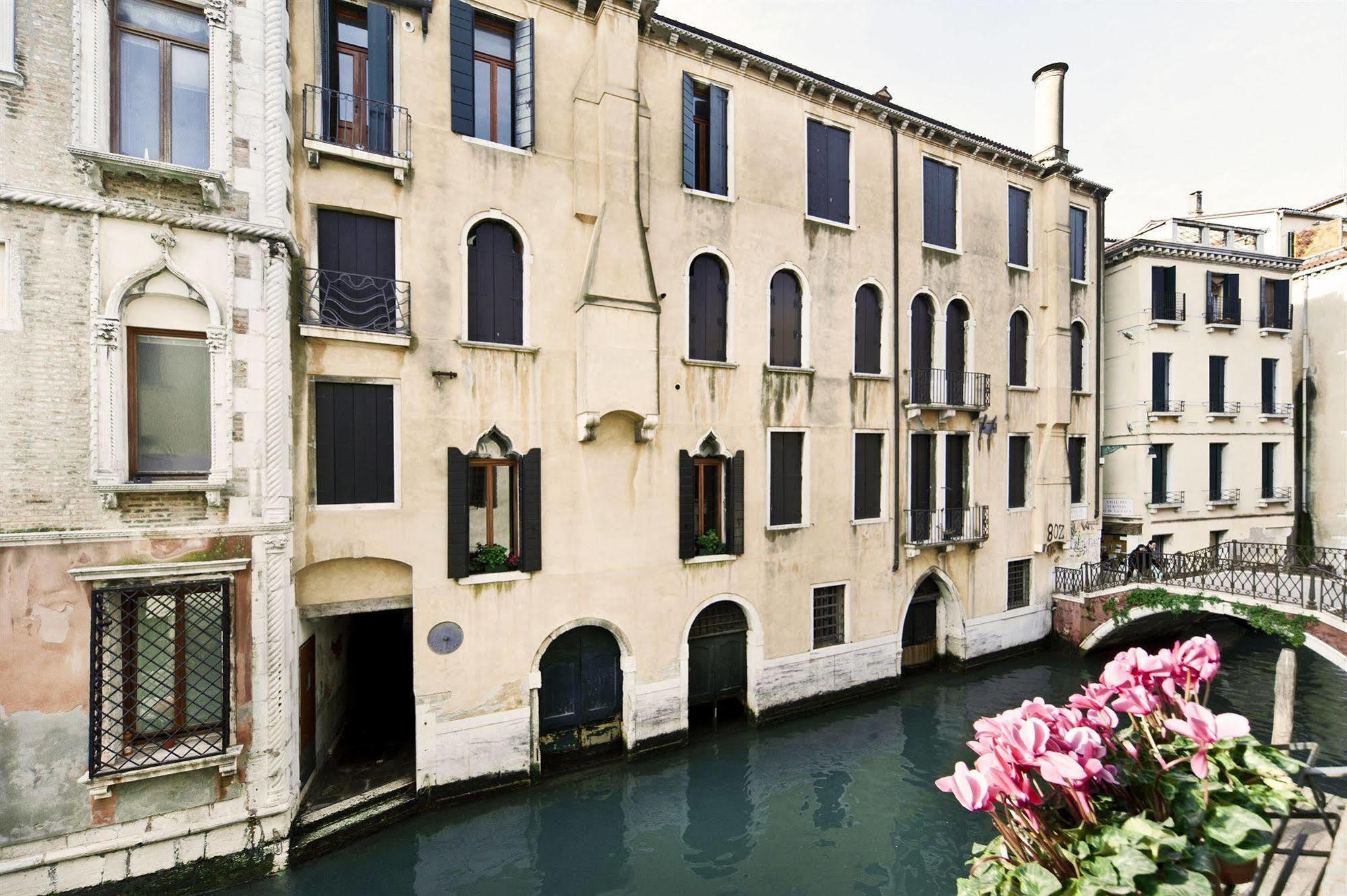 Hotel Alla Fava Venedig Exterior foto